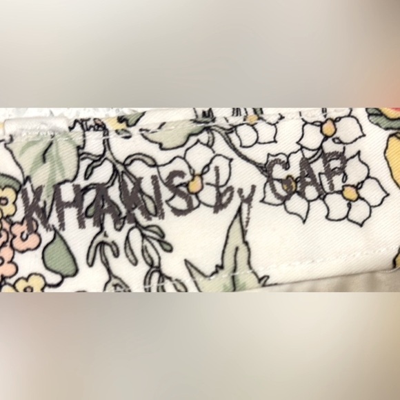 Gap Khakis Floral Mid-Rise Shorts, Women’s Size 6 - Picture 5 of 6